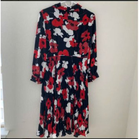 NWOT J Crew Petite Tie-neck Pleated A-line Dress P6 - Picture 3 of 9